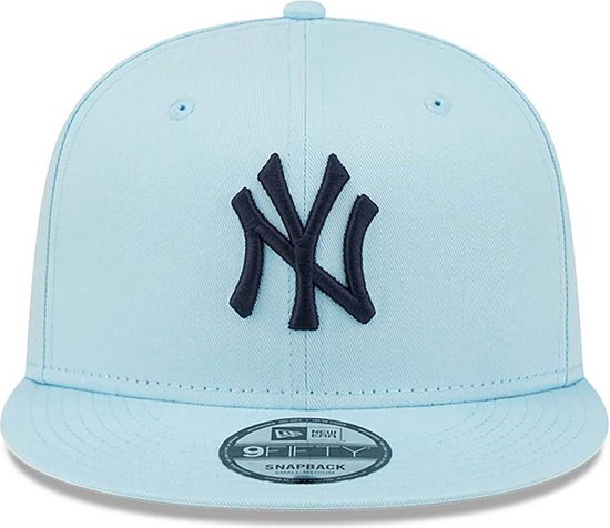 New York Yankees League Essential Blue 9FIFTY Snapback Cap