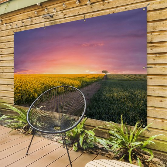 Tuinposter 180x120 cm - Tuindecoratie Bloemen - Weg - Lucht - Geel - Paars - Zonsondergang - Natuur - Poster voor in de tuin - Buiten decoratie - Schutting tuinschilderij - Tuindoek muurdecoratie - Wanddecoratie balkondoek