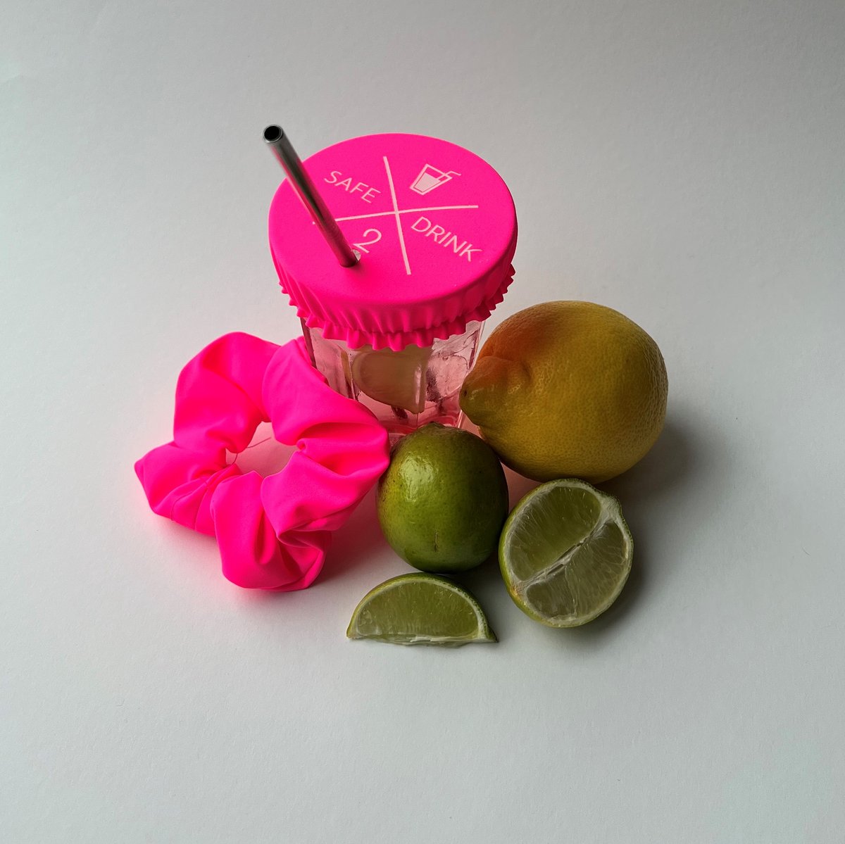Drinkcover-Drinkbeschermer met scrunchie - roze - voor bescherming tegen drugs en insecten - Festival accessoires - Scrunchie