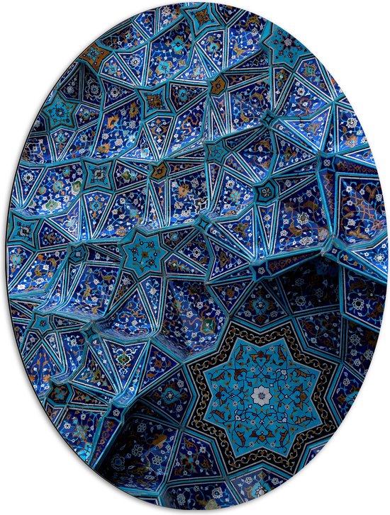 Dibond Ovaal - Blauw Bloemenpatroon op Tegels in Plafond - 72x96 cm Foto op Ovaal (Met Ophangsysteem)