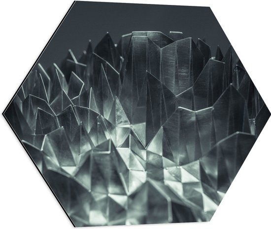 Dibond Hexagon - Abstracte IJzeren Pinnen - 60x52.2 cm Foto op Hexagon (Met Ophangsysteem)