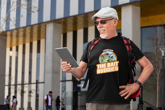 Chemise - Les copains appâts - Wurban Wear | Chemise drôle | Pêche | T-shirt unisexe | Canne à pêche | Boîte de rangement | Lunettes de soleil | As| Poisson prédateur | blanc noir