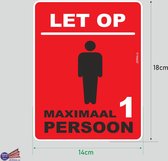 Maximaal 1 persoon in deze ruimte sticker.