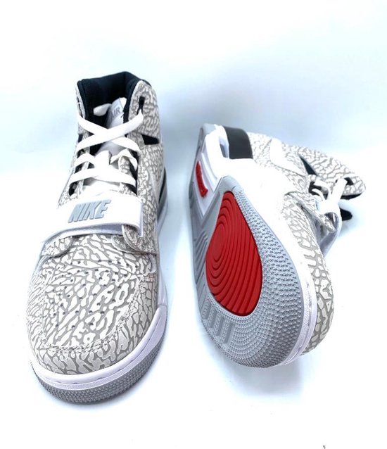 Nike Air Jordan Legacy 312 Maat 44.5 | bol.com