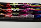 45 pièces Glow / Glow Sticks / Bracelets lumineux dans les bâtons sombres, différentes couleurs