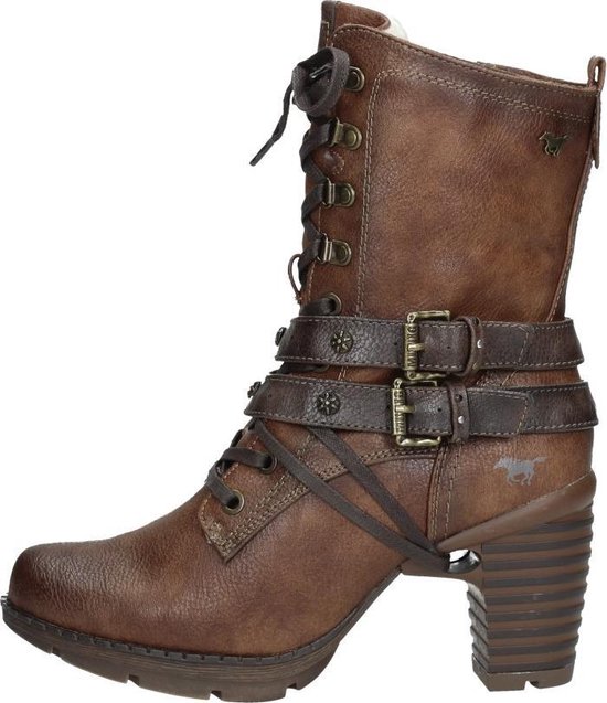 Mustang dames veterboot Cognac Maat 37 Mustang dames veterboot Cognac Maat 37