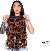 Wavy clip-in hairextension 60 cm lang krullend haar synthetisch, warme tint bruin mix kleur #M4/33 van Mi Loco Loco hair extensions clip in haar