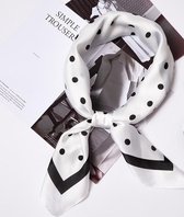 Stijlvolle Sjaal Off-White / Zwart Dots – 70 x 70 cm | Hoofdband - Sjaaltje - Bandana - Haarband | Gestipt - Stip - Polkadot - Dots | Prachtige glans | Chique om nek of aan tas!
