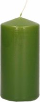 1x Olijfgroene cilinderkaarsen/stompkaarsen 6 x 12 cm 40 branduren - Geurloze kaarsen olijf groen - Woondecoraties