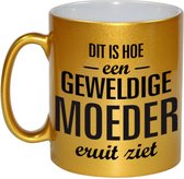 Dit is hoe een geweldige moeder eruitziet cadeau koffiemok / theebeker - goudkleurig - 330 ml - verjaardag / Moederdag - cadeau tekstmokken