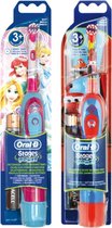 Oral-B Stages Power Kids elektrische tandenborstel (2 stuks) op batterijen met Disney Cars en Princess - DUO pack