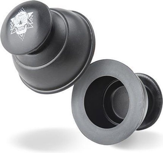 Een zwarte cupping Cup met schedelmotief, los van een andere Cup.
