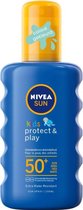 NIVEA SUN Kids Protect&Play - Hydraterende Groen Gekleurde Zonnespray - SPF 50+ - 200 ml - Ontwikkeld Voor De Kinderhuid