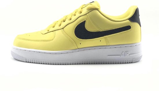 nike yellow air force 1