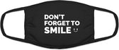 Smile grappig mondkapje | gezichtsmasker | bescherming | bedrukt | logo | Zwart mondmasker van katoen, uitwasbaar & herbruikbaar. Geschikt voor OV