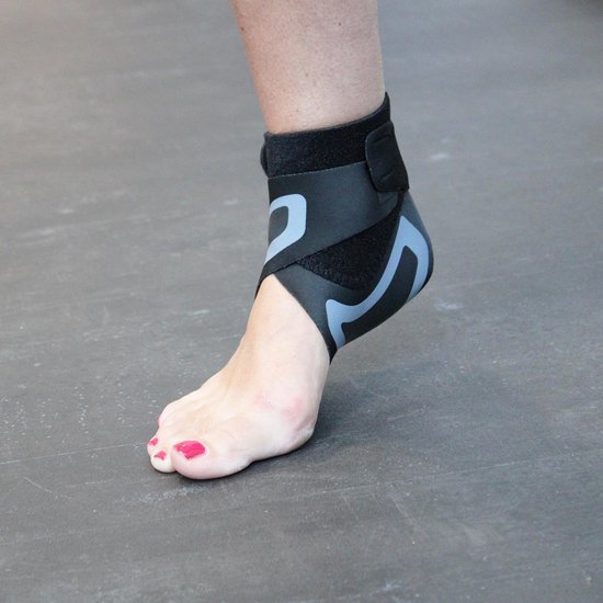 All4fysio Enkelbrace | Enkelbandage | Voet brace | Enkelsteun | Sport Enkel Brace | Makkelijk verstelbaar - Universeel in Zwart