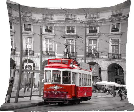 Sierkussens - Kussentjes Woonkamer - 60x60 cm - Zwart-wit foto met een rode tram