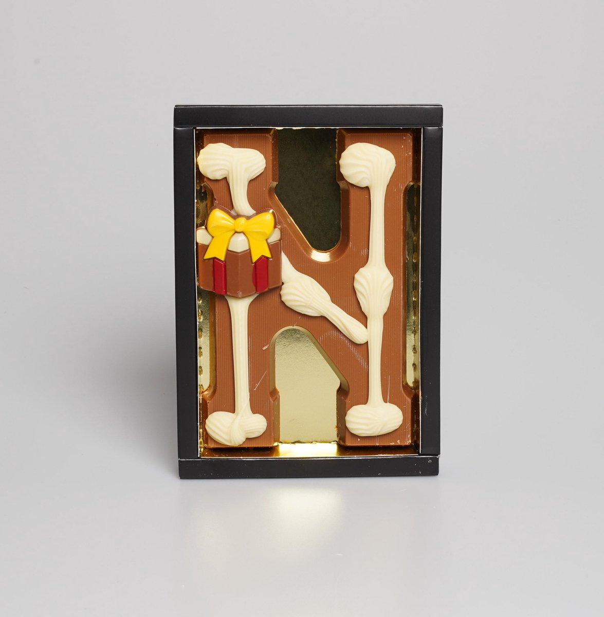 Luxe Gedecoreerde Melk Chocolade Letter N - 20 x 240 Gram — cadeau in Eten & Drinken - foto 5