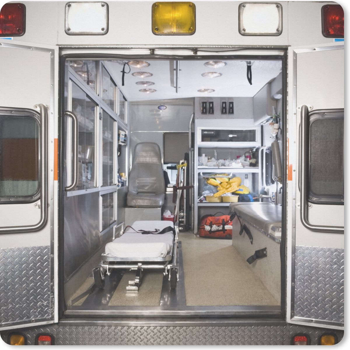 Muismat 30x30 cm - Mousepad Ambulance met open deuren - Muismatten