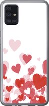 Geschikt voor Samsung Galaxy A52 5G hoesje - Een illustratie van een regen van hartjes - Siliconen Telefoonhoesje