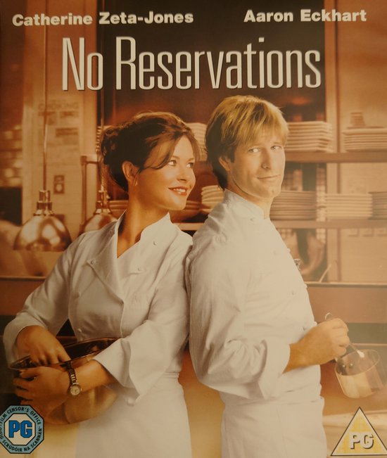 Catherine Zeta-Jones en Aaron Eckhart in chefkoksjas. Titel: No Reservations.