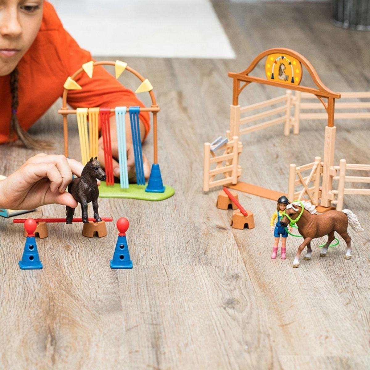 schleich FARM WORLD Speelfigurenset - Paarden Trainingskamp - Kinderspeelgoed voor Jongens en Meisjes - 3 tot 8 jaar - 41 Onderdelen - 42481 — afbeelding 18