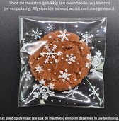 50x Transparante Uitdeelzakjes Sneeuw Design 10 x 10 cm met plakstrip - Cellofaan Plastic Traktatie Kado Zakjes - Snoepzakjes - Koekzakjes - Koekje - Cookie Bags - Sneeuw - Kerst - Christmas - Snowflake - Sneeuwvlok