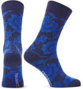 EDMAR | Navy met royaal blauwe sokken en bloemen patroon
