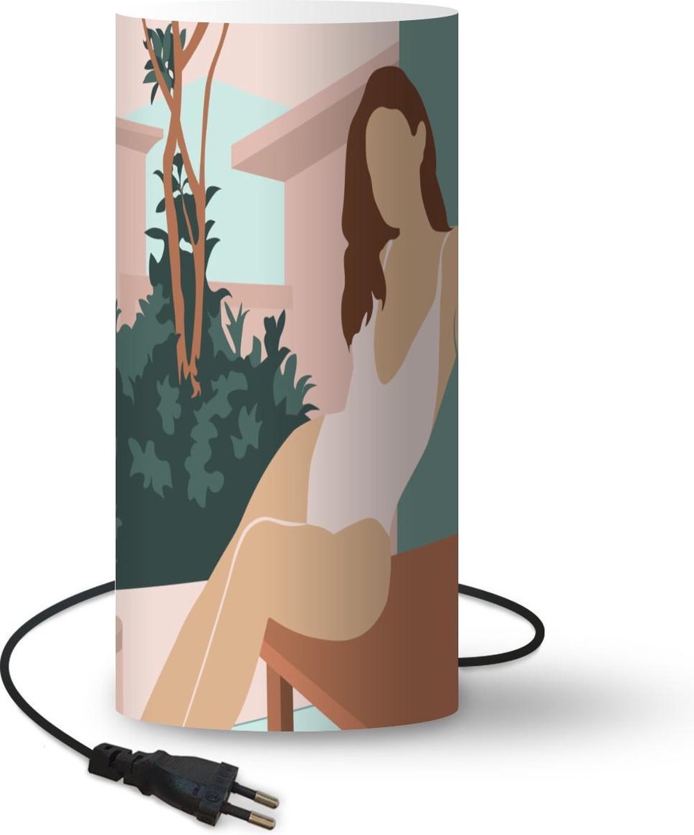 Lamp - Nachtlampje - Tafellamp slaapkamer - Vrouw - Huis - Zomer - 33 cm hoog - Ø15.9 cm - Inclusief LED lamp