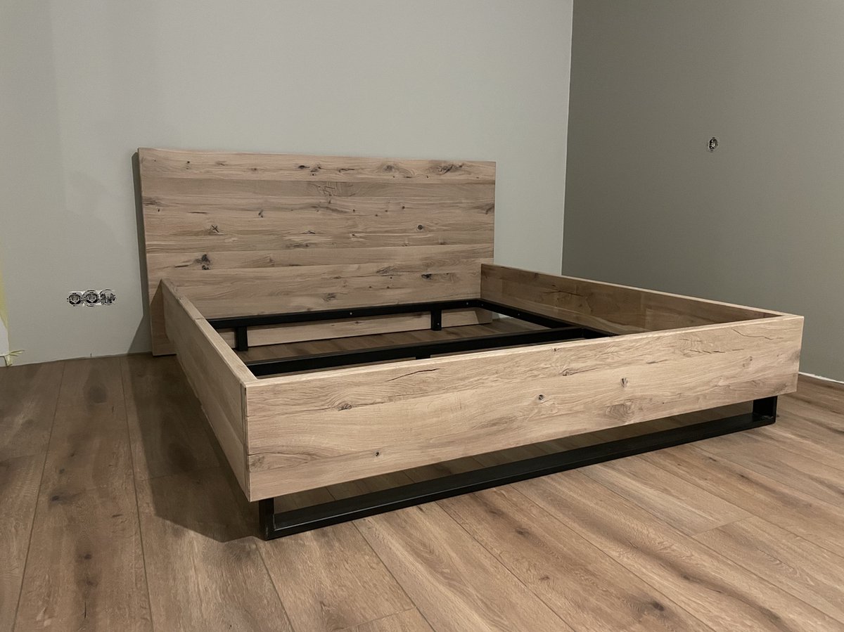 Tweepersoonsbed - Eiken Bed - 200x220 cm - Massief Eiken - Stalen Frame - Bed Met Verlichting