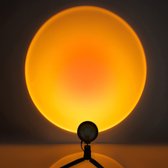 Sunset lamp - Zonsondergang projector - LED lamp - 1 kleur - 360 graden draaibaar - TikTok lamp - Golden hour