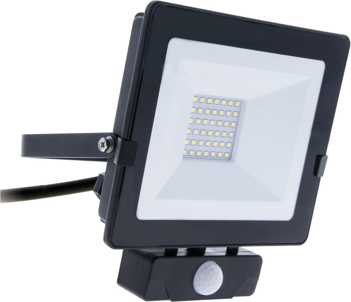 Select Plus Select Plus LED straler 30W met sensor + snoer 30cm | bol