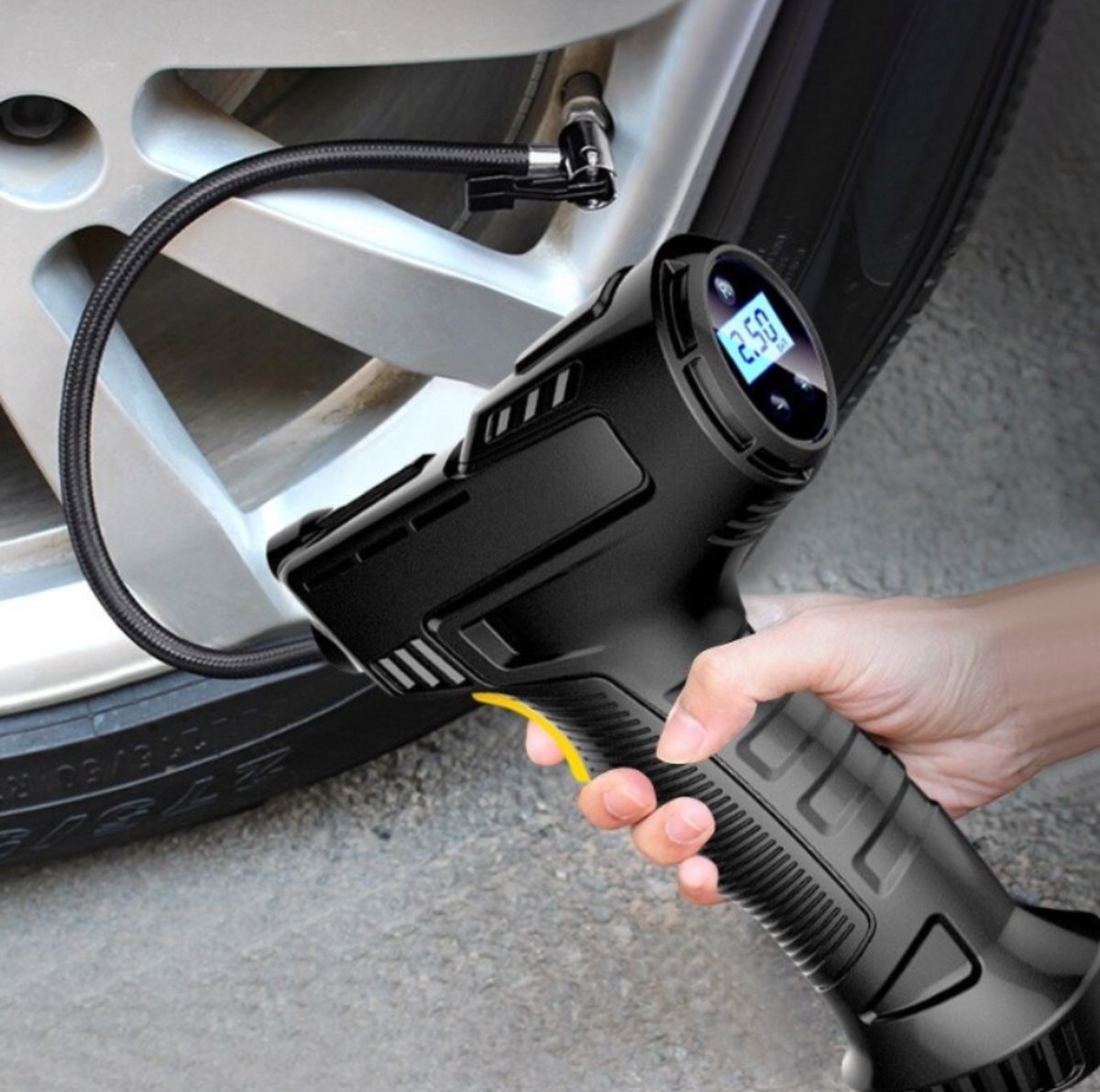 Draagbaar Luchtpomp Voor Auto - Bandenpomp - Autopomp - Lucht Compressor - Oplaadbaar - Auto & Motor - Digitaal Scherm - 120W thumbnail 6