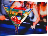 Cocktailglas met dobbelstenen in een Vegas casino - Foto op Canvas - 90 x 60 cm