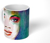Mok - Woman art met veel kleuren - 350 ML - Beker