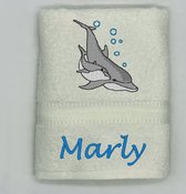 Handdoek met dolfijnen en naam  50 x 100 cm
