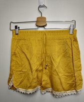 Dames short korte broek Lia effen geel M/L