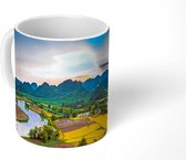 Mok - Panorama van de rijstvelden in Mù Cang Chải - 350 ML - Beker - Sinterklaas Cadeau - Kerst Cadeautjes - Schoencadeautjes - Uitdeelcadeautjes