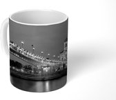 Mok - Kathedraal Moskou in de nacht - zwart wit - 350 ML - Beker