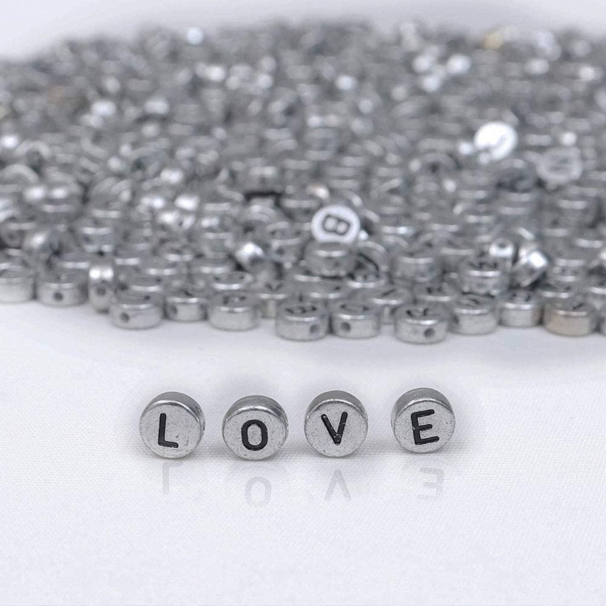 Behave Letterkralen Set - Zilver met Zwarte Letters - Acryl - Kralen - Alfabet Kralen - 7mm - 624 Stuks — afbeelding 6