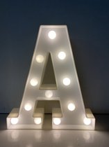 LED Letter A lamp met 12 led lampjes - Wit - 22 x 19.5 x 4.5 cm - wit licht - Staand of wandmodel - IMPULS