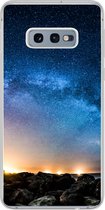 Geschikt voor Samsung Galaxy S10e hoesje - Sterrenstelsel - Heelal - Zon - Jongens - Meisjes - Kinderen - Siliconen Telefoonhoesje
