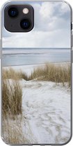 Geschikt voor iPhone 13 hoesje - Noordzee - Duinen - Water - Siliconen Telefoonhoesje