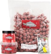 Voerpakket 'Strawberry Red' Klein - Karper voer/boilies - Voordeelpakket voor vissers - Visset - Met 20mm Boilies, Pop Ups, Hookbaits & Boilienaald