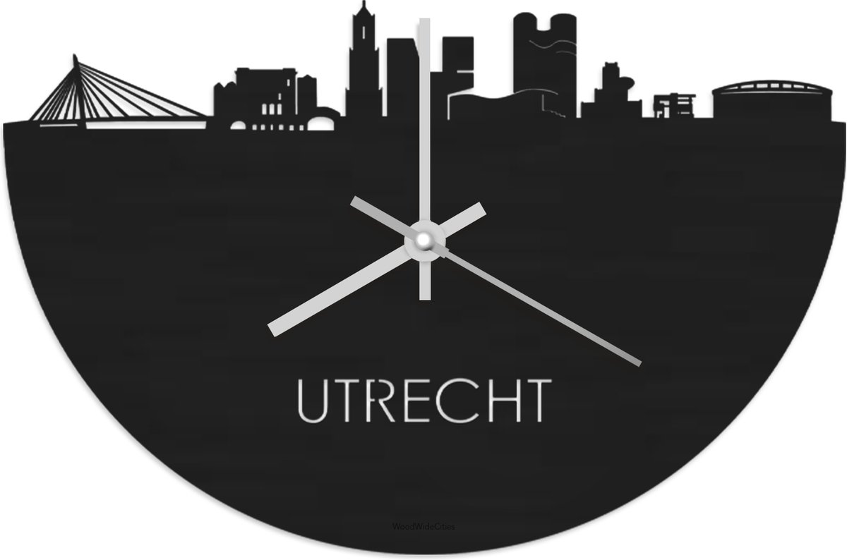 Skyline Klok Utrecht Zwart hout - Ø 40 cm - Stil uurwerk - Wanddecoratie - Meer steden beschikbaar - Woonkamer idee - Woondecoratie - City Art - Steden kunst - Cadeau voor hem - Cadeau voor haar - Jubileum - Trouwerij - Housewarming - WoodWideCities