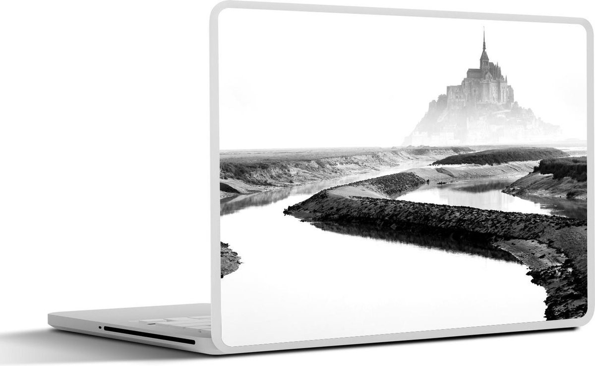 Afbeelding van product SleevesAndCases  Laptop sticker - 12.3 inch - Het Franse Mont Saint-Michel tijdens een mistige zonsopkomst - zwart wit