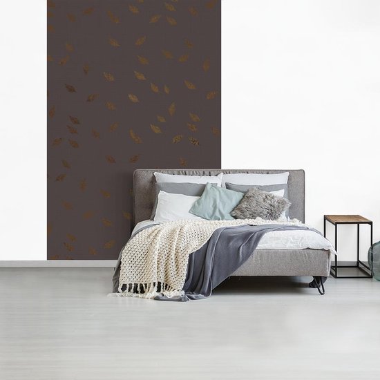 Motif Luxe de petites feuilles dorées sur fond sombre 180x280 cm