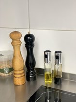 2 stuks olijfolie fles - olie sprayer - olie en azijnstel - verstuiver - dispenser - navulbaar - glazen flesjes - 100 ML - RVS- BBQ accessoires - cooking spray - bakspray