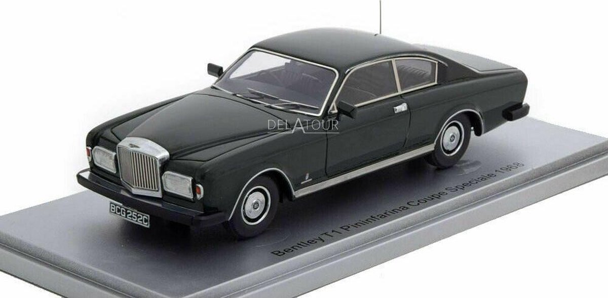 The 1:43 Diecast Modelscar of the Bentley T1 Pininfarina Coupe Speciale of 1968 in British Racing Green. The manufactor of this scalemodel is Kess-Models.This model is only online available.