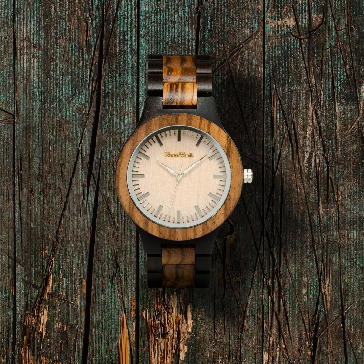 Northwatch official | Desert | houten horloge heren | ebbenhout horloge | zwart ebbenhout | cadeau heren | zebrahout horloge | wood